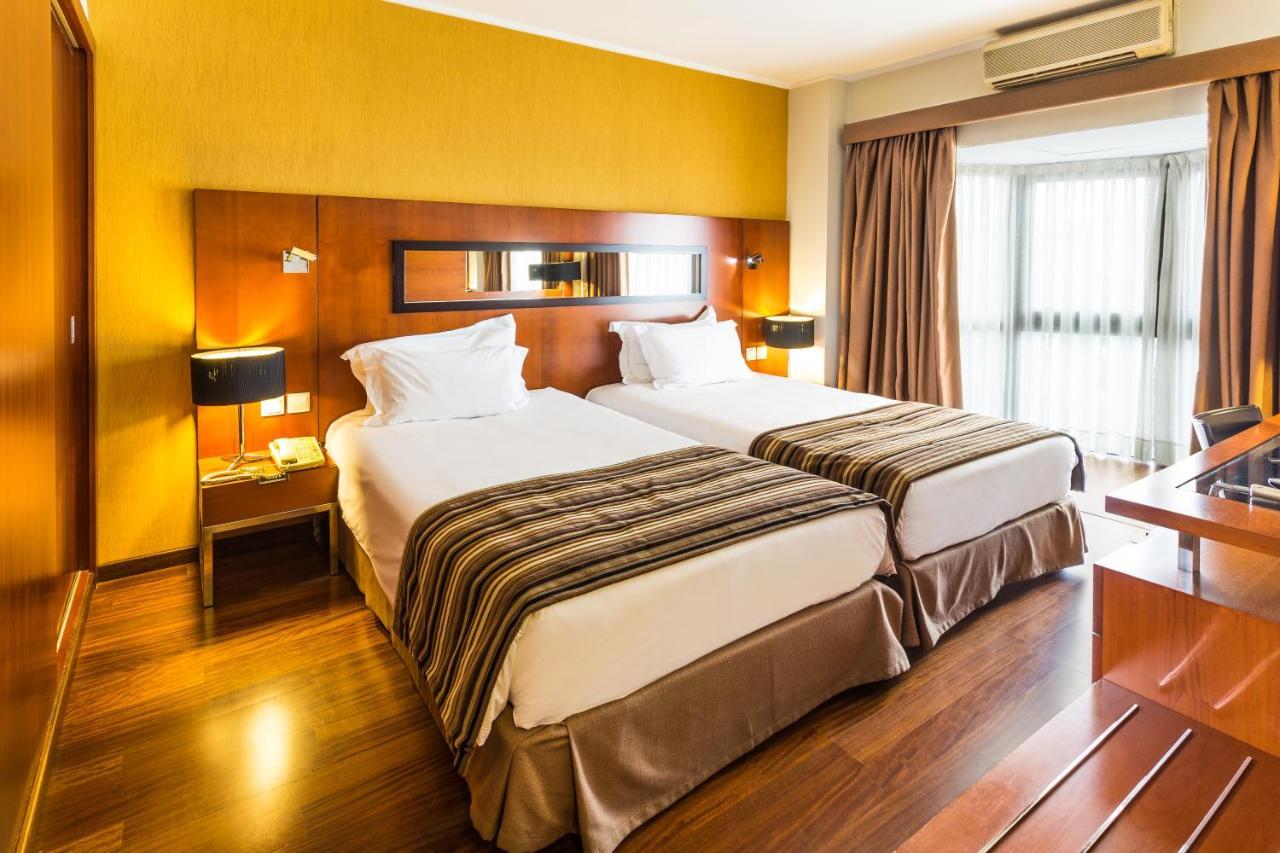 Legendary Aparthotel 4*
