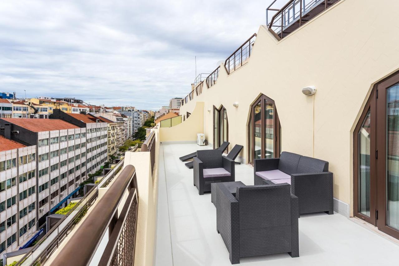 Legendary Aparthotel