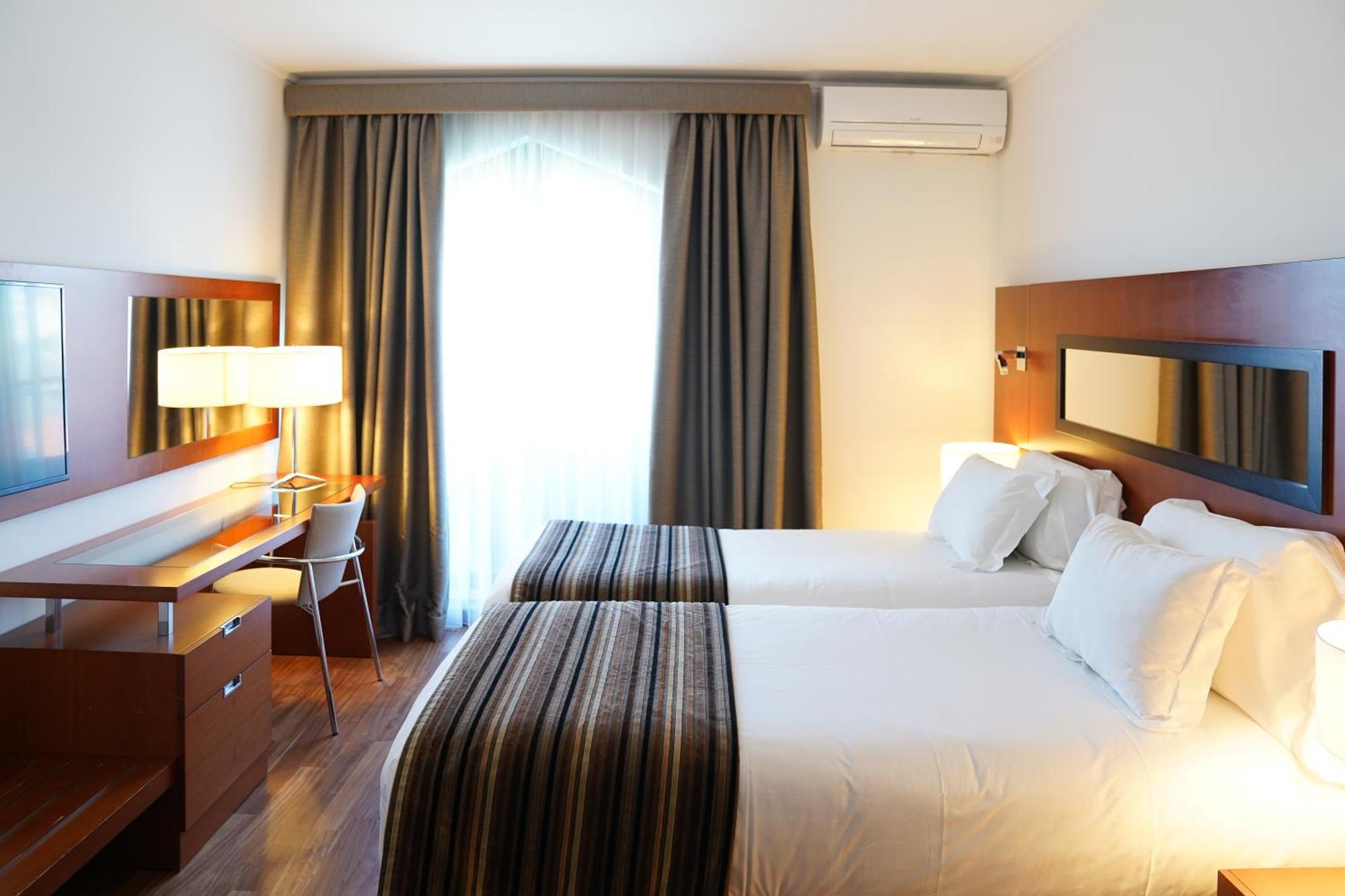 Legendary Aparthotel